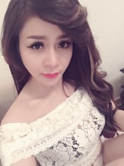 Yana from Vietnam 