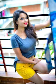 Aditi Hot Model Girls UAQ